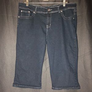 jewel embroidered design denim jean capris